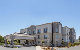 Holiday Inn Express & Suites San Jose Morgan Hill